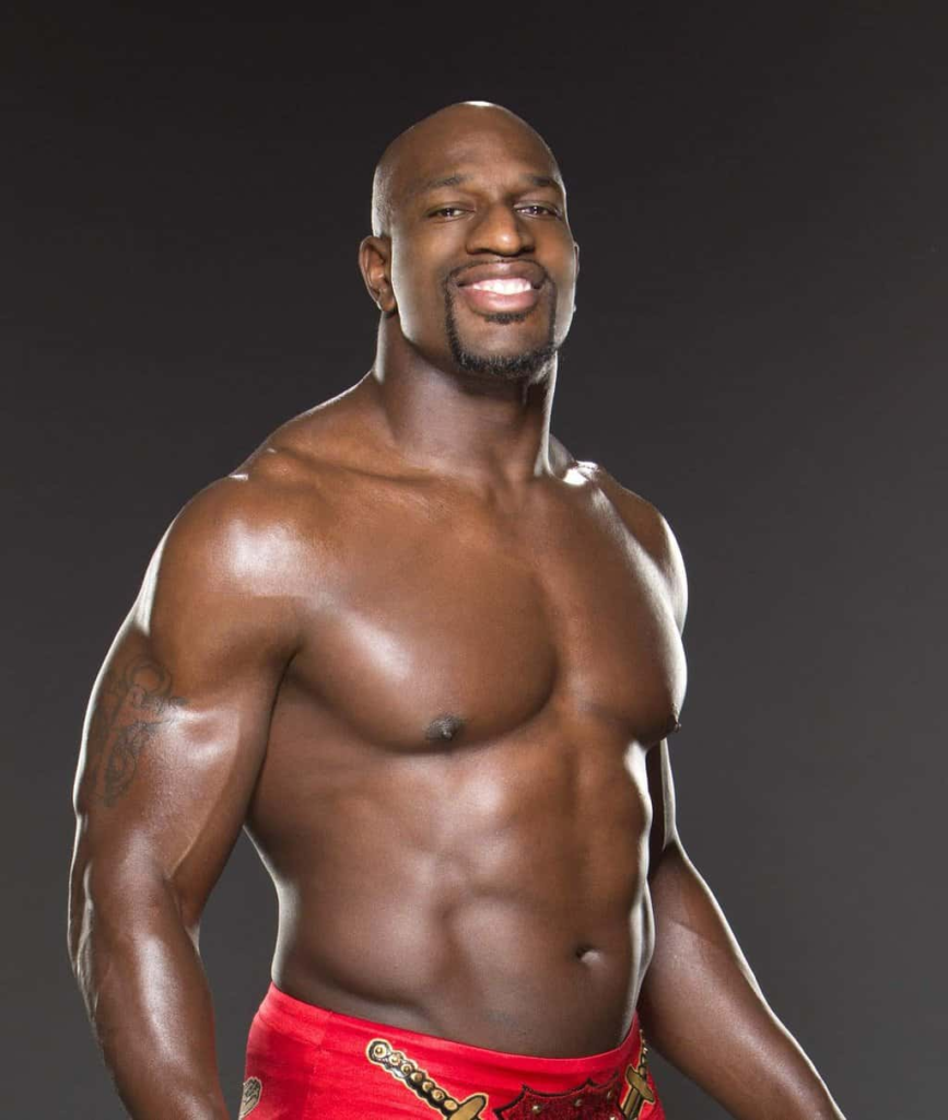 Titus O'Neil Early Life and Education